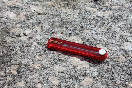 HIPPUS Messer rot geschlossen